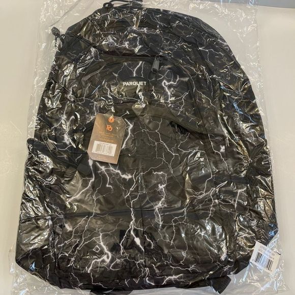 Lightning Strikes Pattern Backpack- NWT - Picture 6 of 6